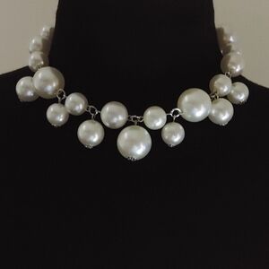 Elegant Pearl Necklace